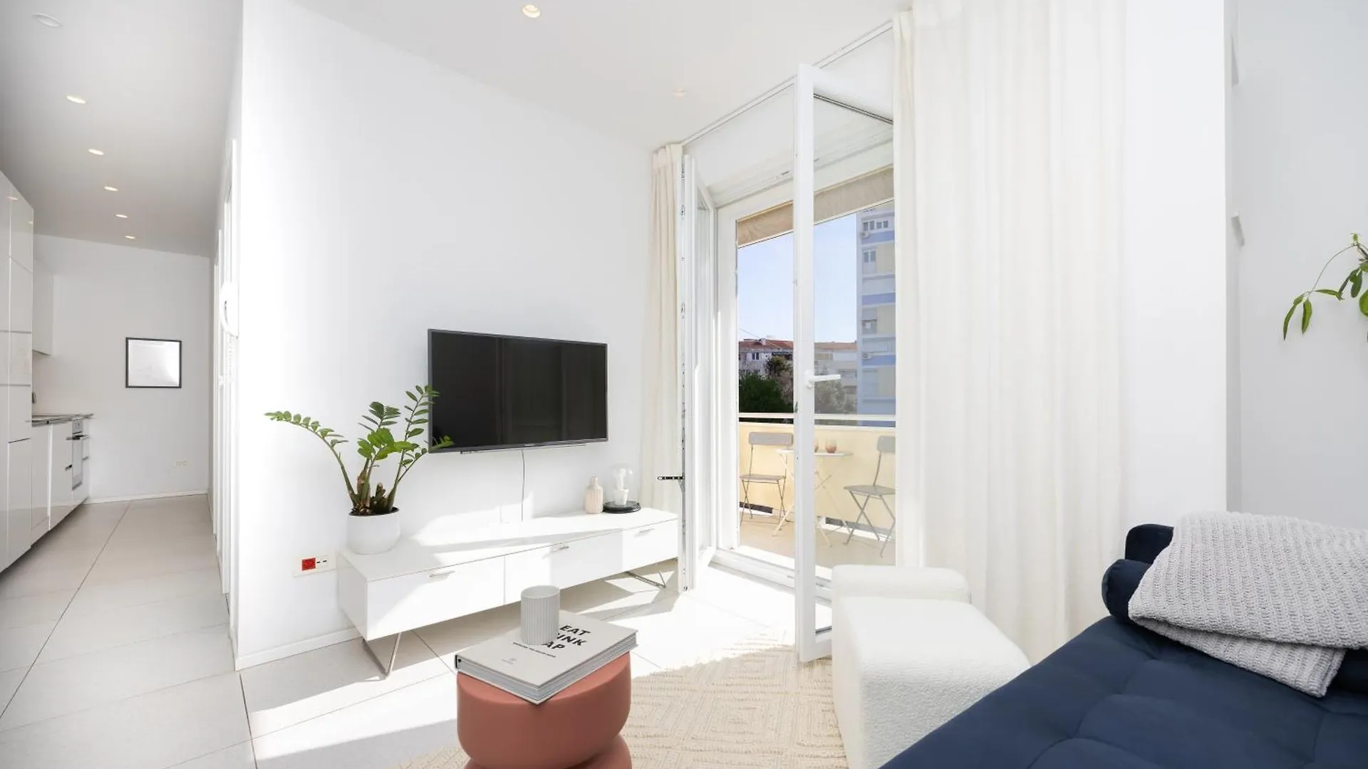 Apartment Apinelo Split