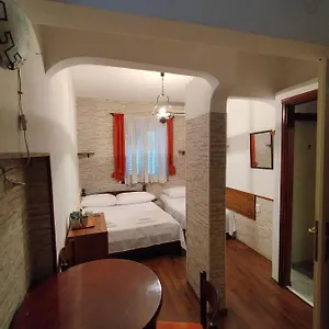 Deni Guest House Split